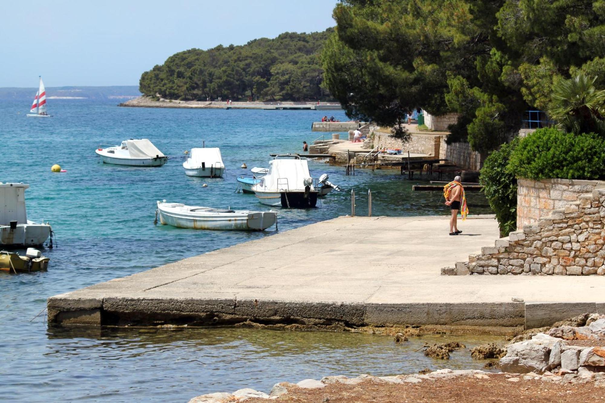 Apartments And Rooms With Parking Space Mali Lošinj Exteriér fotografie
